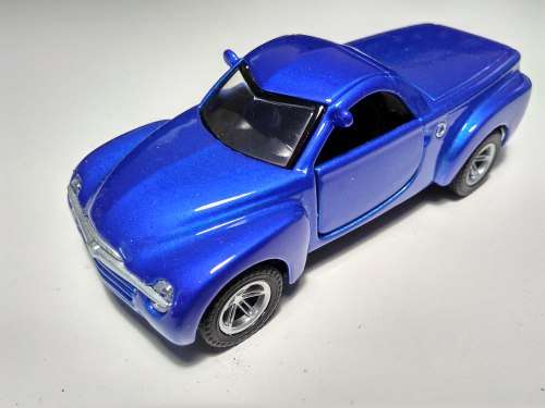 MAISTO CHEVROLET SSR CONCEPT