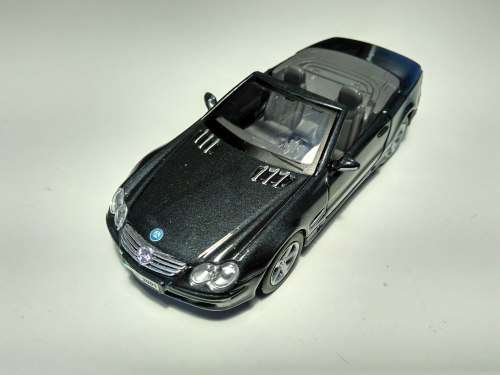 MAISTO MERCEDES BENZ SL