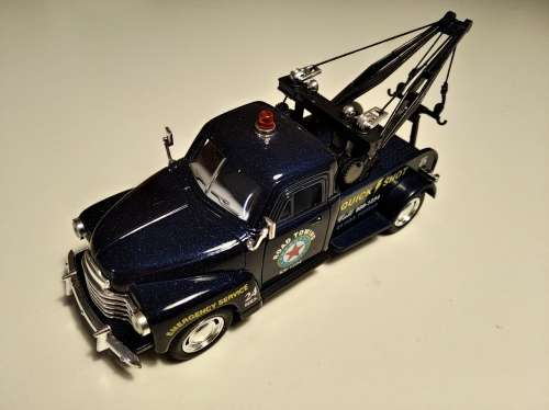 KINSMART  1953 CHEVROLET 3100 WRECKER