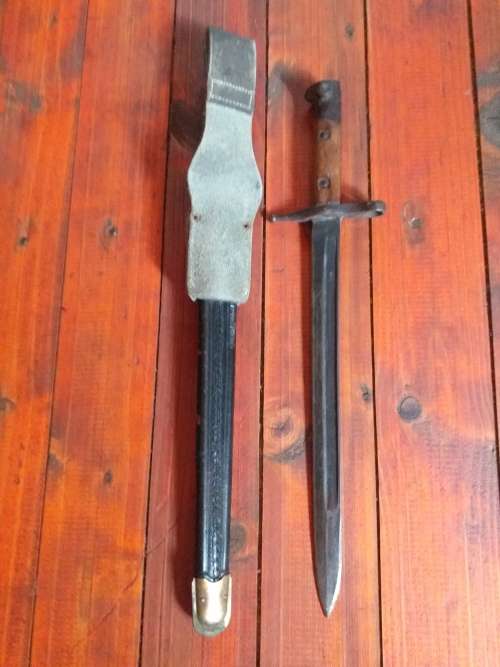 1939 Italian Carcano M1891 bayonet and Scabbard
