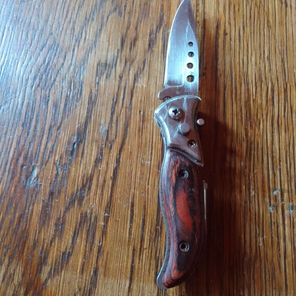 USA Super flick knife.