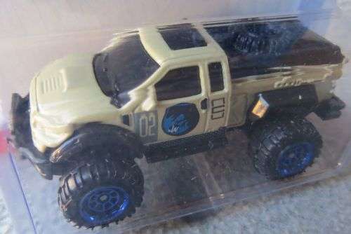 **MATCHBOX**QUESTOR**JURASSIC WORLD**MINT IN PACK**