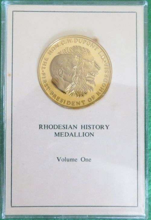 **RHODESIAN HISTORY MEDALLION**THE HON. CW DU PONT**FIRST PRESIDENT**VOL. 1**SOLID BRONZE**LTD ED**