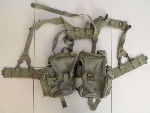 **SADF**KIDNEY POUCHES WITH YOKE**
