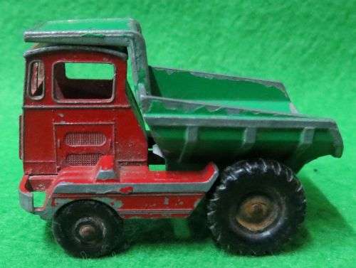 **LESNEY**MUIR HILL DUMPER - NR 2**MADE IN ENGLAND**