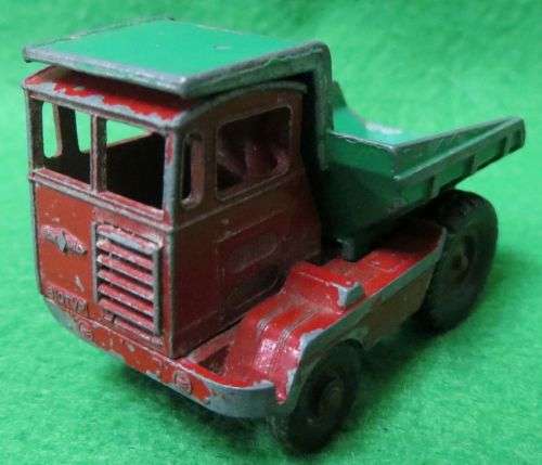 **LESNEY**MUIR HILL DUMPER - NR 2**MADE IN ENGLAND**