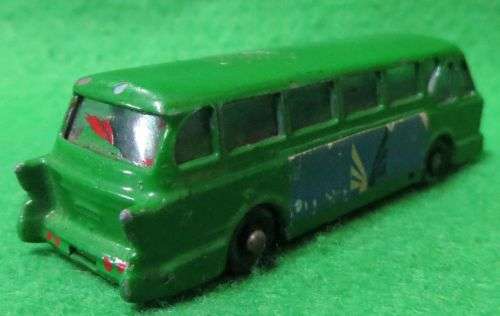 **LESNEY**LEYLAND ROYAL TIGER COACH - NR 40**MADE IN ENGLAND**