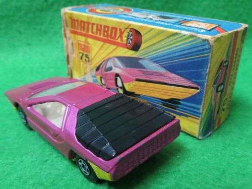 **VINTAGE**MATCHBOX LESNEY NR 75**ALFA CARABO**MADE IN ENGLAND**