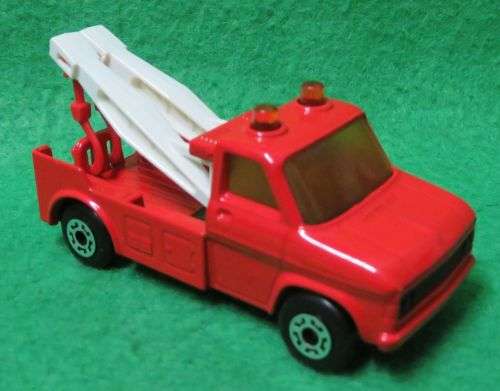 **MATCHBOX LESNEY No.61**WRECK TRUCK**METAL BASE**MOVING PARTS**BOXED 1978**