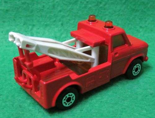 **MATCHBOX LESNEY No.61**WRECK TRUCK**METAL BASE**MOVING PARTS**BOXED 1978**