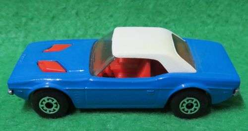 **MATCHBOX LESNEY No.1**DODGE CHALLENGER**METAL BASE**1975**