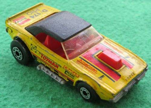 **MATCHBOX**DODGE CHALLENGER**METAL BASE**