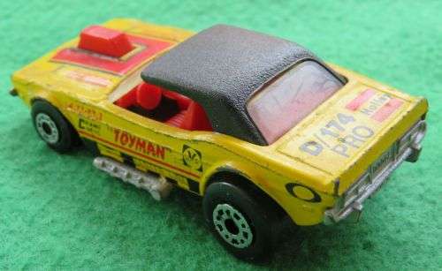 **MATCHBOX**DODGE CHALLENGER**METAL BASE**