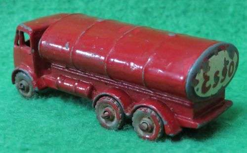 **MATCHBOX MOKO LESNEY No.11**ESSO PETROL TANKER**REPAINTED**DIECAST WHEELS**