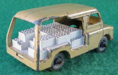 **MATCHBOX MOKO LESNEY No.29**BEDFORD MILK FLOAT TRUCK**DIECAST WHEELS**1956**