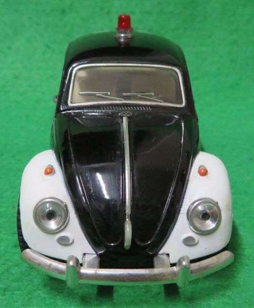 **KINSMART**1967 VW BEETLE**RUBBER TYRES**DOORS OPEN**1/32 SCALE**
