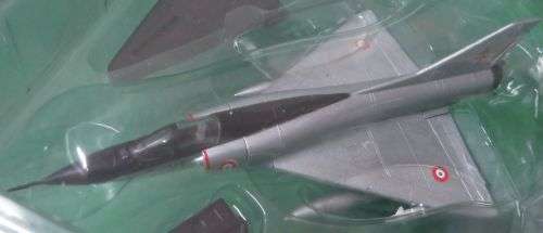 **DELPRADO COLLECTION**DASSAULT MIRAGE III-C**LENGTH +-125MM**DIECAST**SEALED**