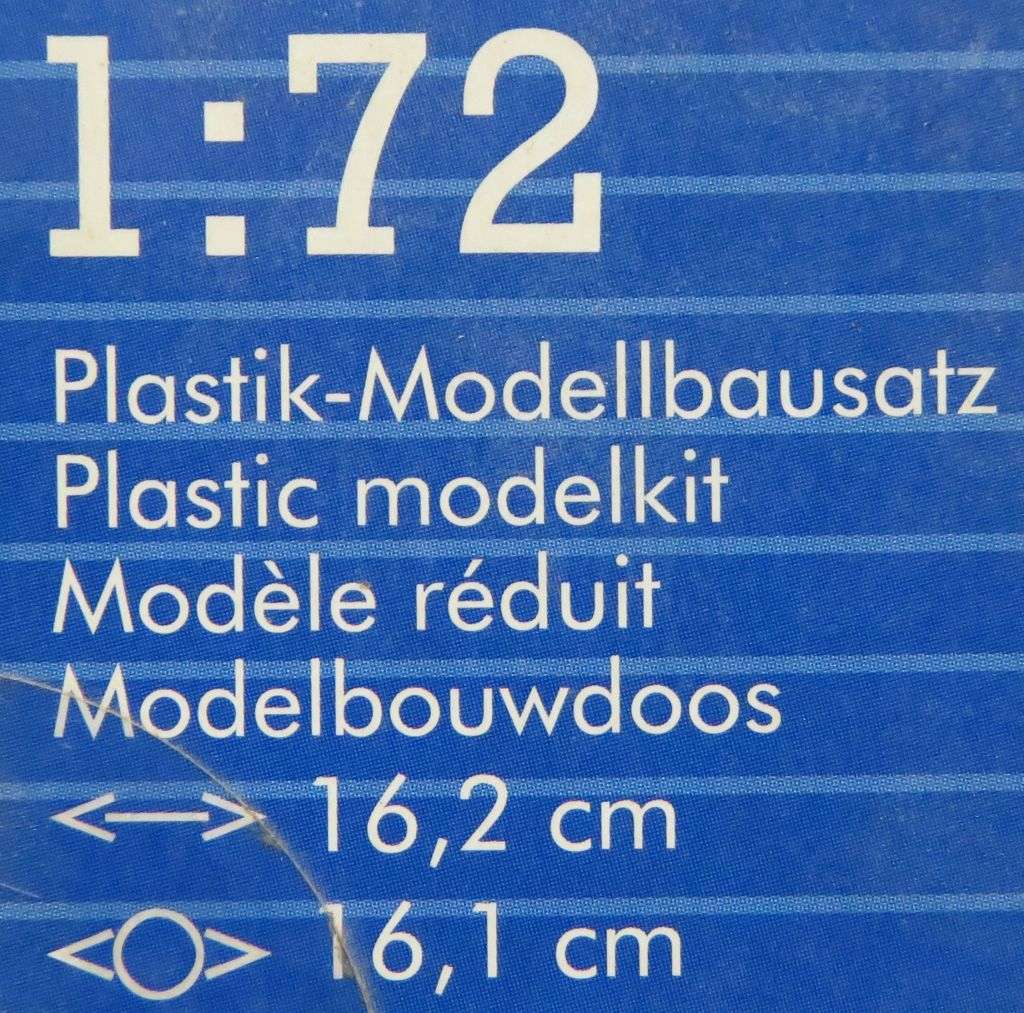 **REVELL**MODEL KIT**ROCKWELL T-2C/E BUCKEYE**VINTAGE**1/72**LENGTH +-16.2CM**