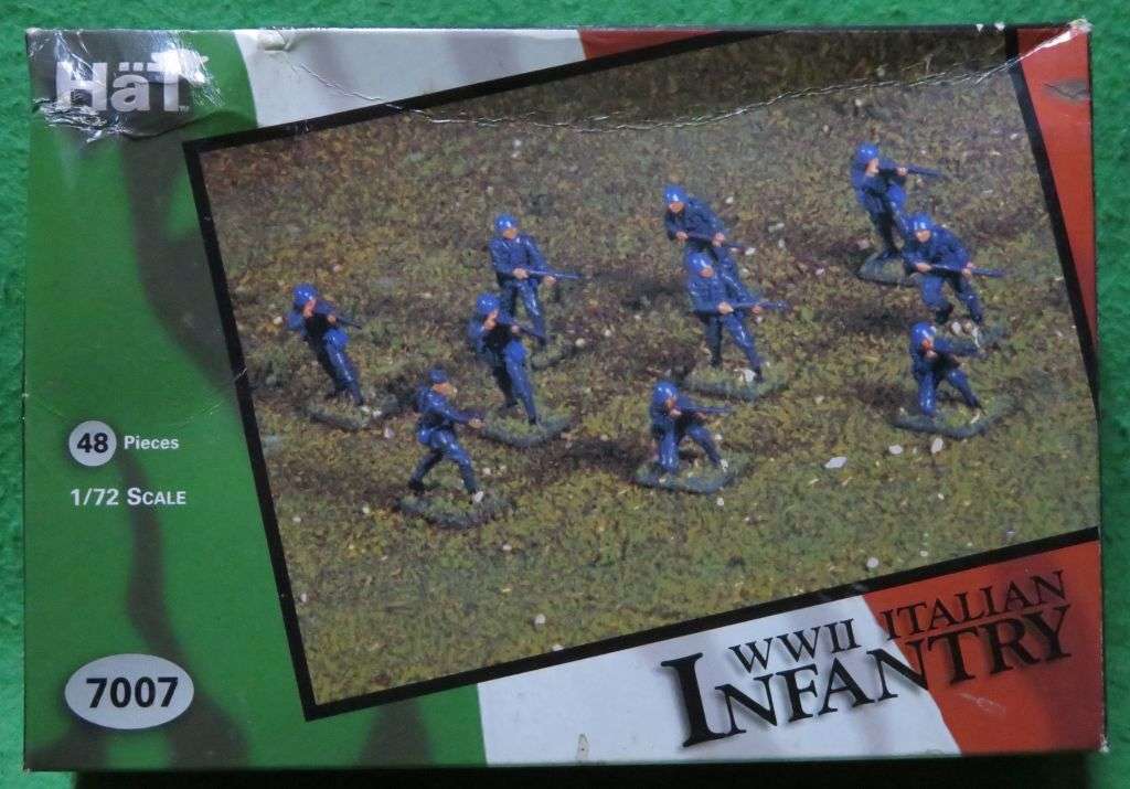 **HAT**MODEL KIT**WWI ITALIAN INFANTRY - 48 PIECES**1/72**VINTAGE**