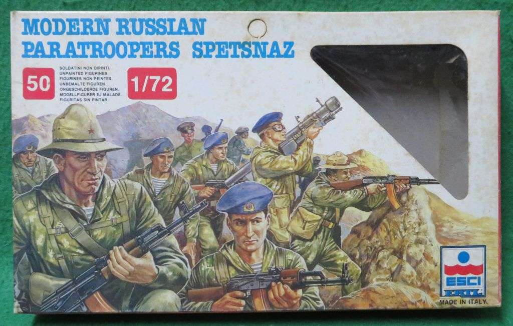 **ESCI**MODEL KIT**MODERN RUSSIA PARATROOPERS (50 PARTS)**1/72**VINTAGE**