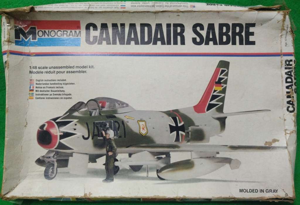 **Monogram**Model kit**SAAF decals included**CANADAIR SABRE**Vintage**Scale 1/48**Box damaged**