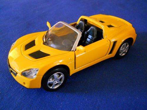 ***VAUXHALL VX220***NEWRAY***SCALE 1:32***NEW BOXED***