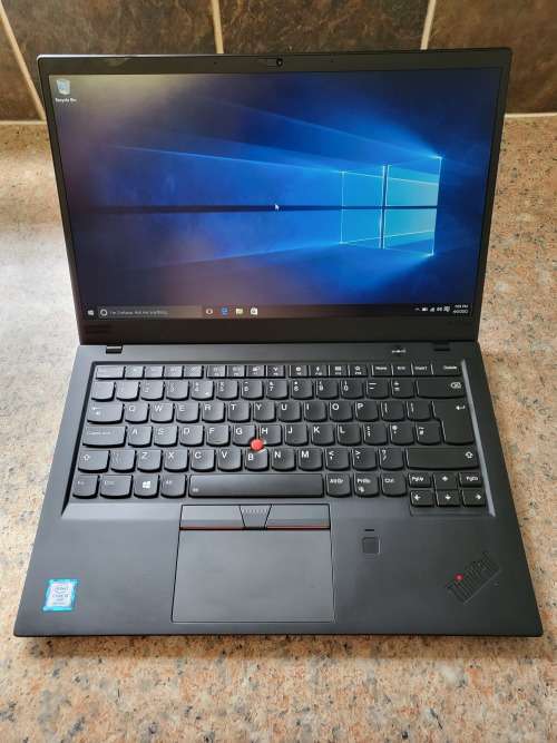 LENOVO X1 CARBON