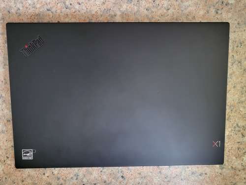LENOVO X1 CARBON