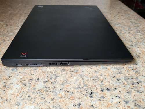LENOVO X1 CARBON