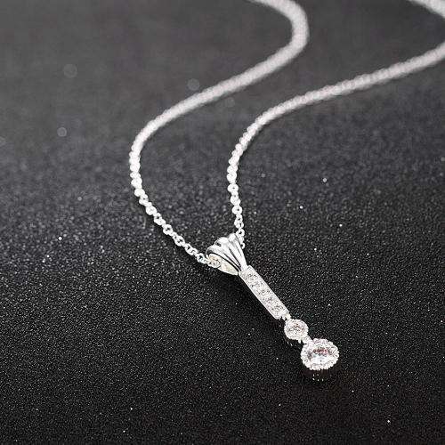 New 925 Sterling Silver filled ladies dangle crystal pendant with FREE chain included