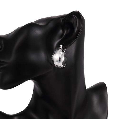 New 925 Sterling silver filled Ladies hoop earrings with detail work design