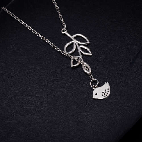 New 925 sterling silver plated Branch and Bird necklace with chain included