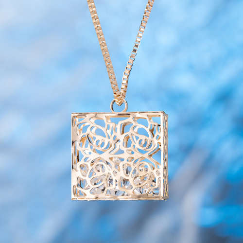 Chunky Ladies filigree pendant with chain included