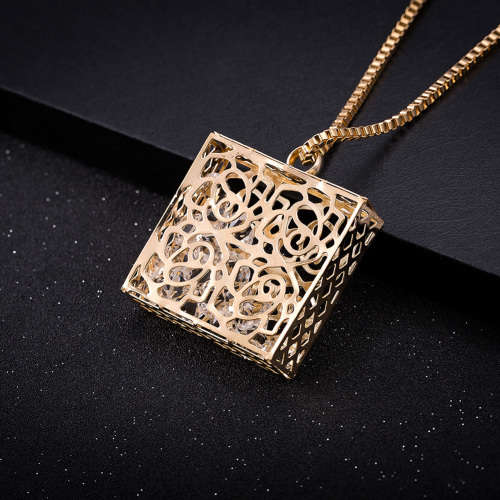 Chunky Ladies filigree pendant with chain included
