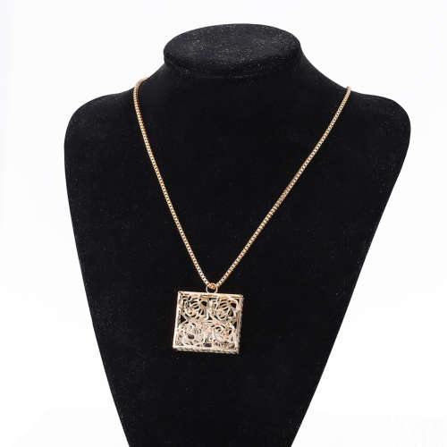 Chunky Ladies filigree pendant with chain included