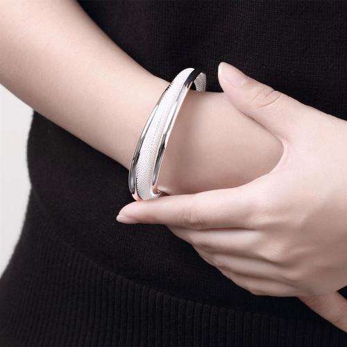*Local Stock* New 925 Sterling silver filled Stamped Twist style Bangle
