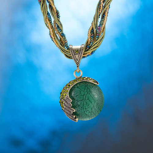 Chunky Ladies Bohemian style fashion necklace