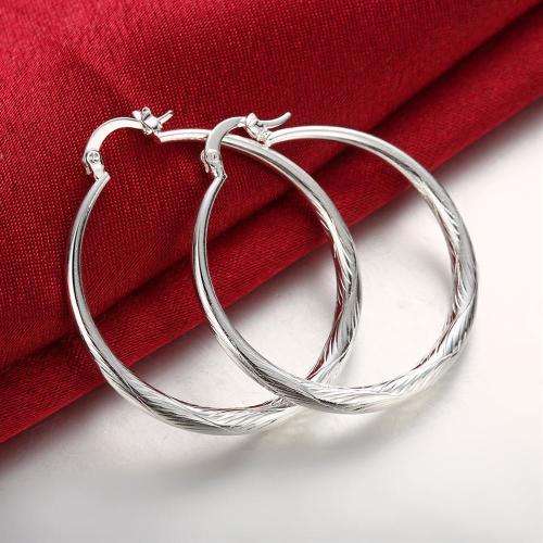 New 925 Sterling silver filled Chunky Ladies 4cm Hoop Earrings, with fine detail design