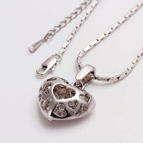 New 18K RGP white gold Heart Pendent with Genuine Austrian Crystals and free chain