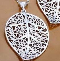 *R350* Local stock, New 925 Sterling silver Leaf Necklace with fine detail work, option add Earrings