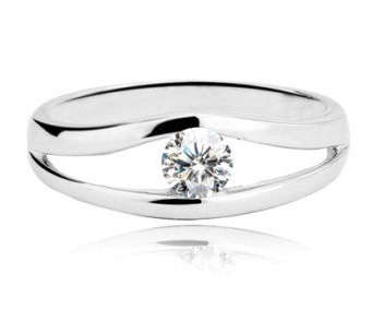 *Local Stock* Stamped Genuine 925 solid sterling silver ladies ring with AAA zircons