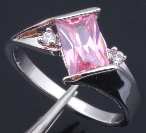 New ladies 925 sterling silver filled Large Pink Topaz with side crystals ladies engagement ring