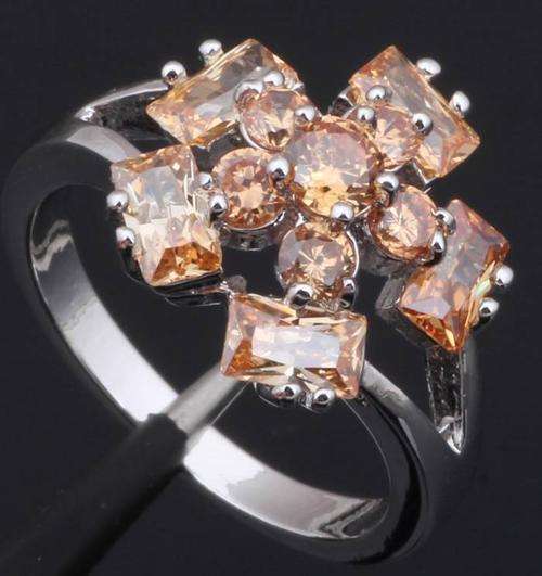 *Local Stock* 925 sterling silver filled Ladies Gorgeous designer Morganite gemstone ring