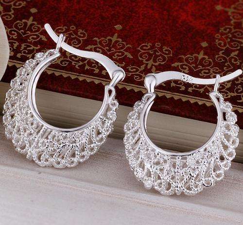 Local Stock, 925 sterling silver filled Stunning detail work ladies earrings, Absolutely Stunning