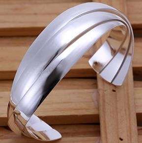 Local stock, New 925 Sterling silver filled Stamped bangle 3 bangles Linked design
