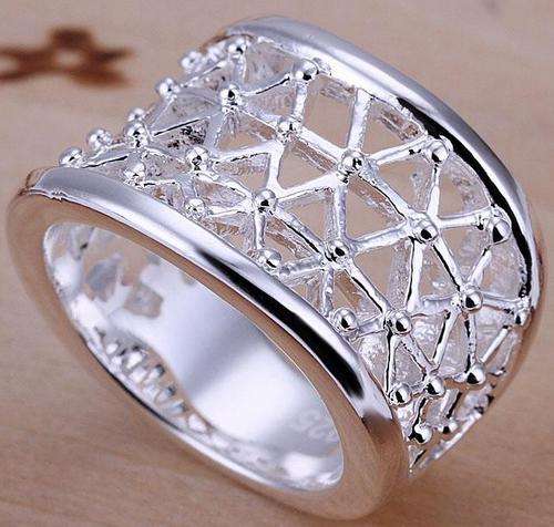 Local stock, New 925 sterling silver filled Ladies chunky ring with webbed detail design