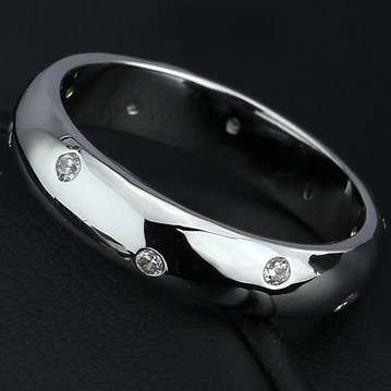 New 18K Rhodium plated ladies engagement style ring with CZ insert stones