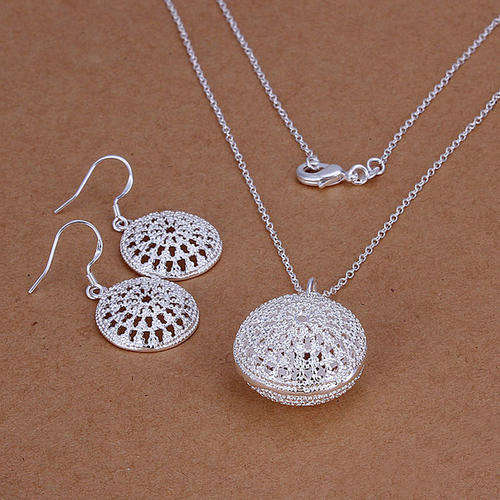 Crazy 2 for 1 special, Ladies 925 sterling silver filled Pendant and Earring set with Chain
