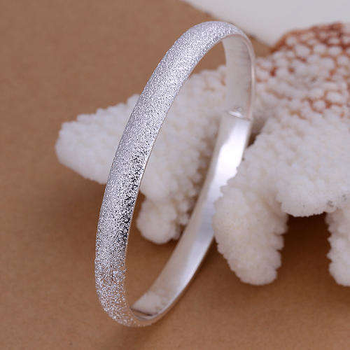 New 925 Sterling silver filled 6mm wide ladies bangle with sandblasted detail