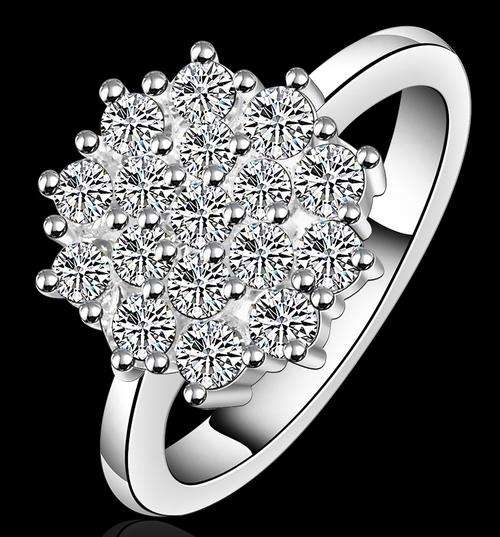 New 925 Sterling silver filled Ladies cluster style ring with AAA Genuine Austrian crystals